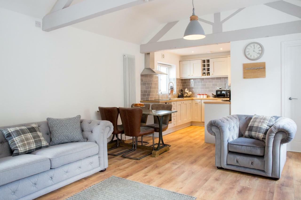 Thrush Nest Cottages - Wren Cottage Sleeps 4, 2 Bedrooms & Stable Cottage Sleeps 2, 1 Bedroom York Bagian luar foto